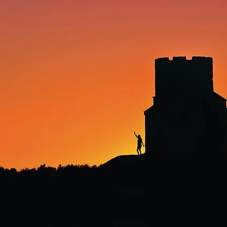 2 Bedroom Stunning In * نين