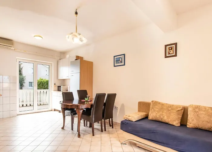 2 Bedroom Stunning In Apartman *