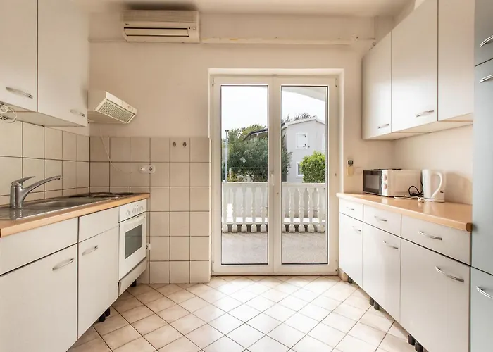 2 Bedroom Stunning In Apartman Nin